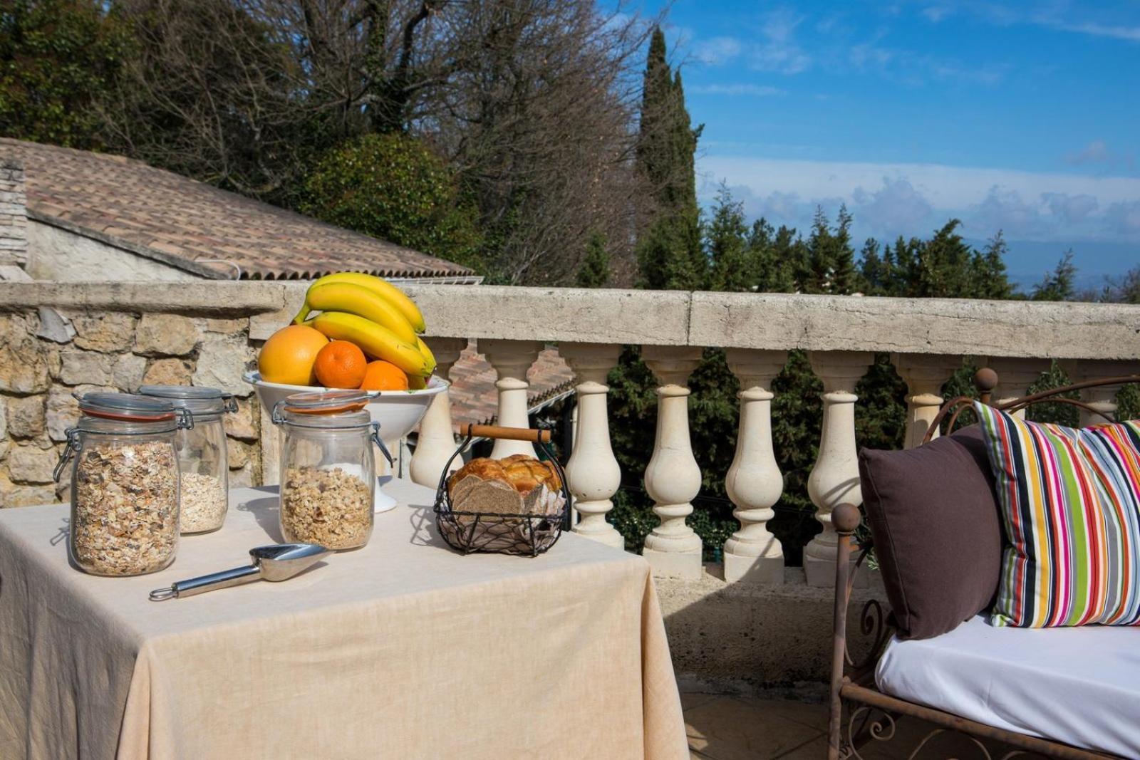 In Provence Hotel - Experience Atypique Venelles Kültér fotó