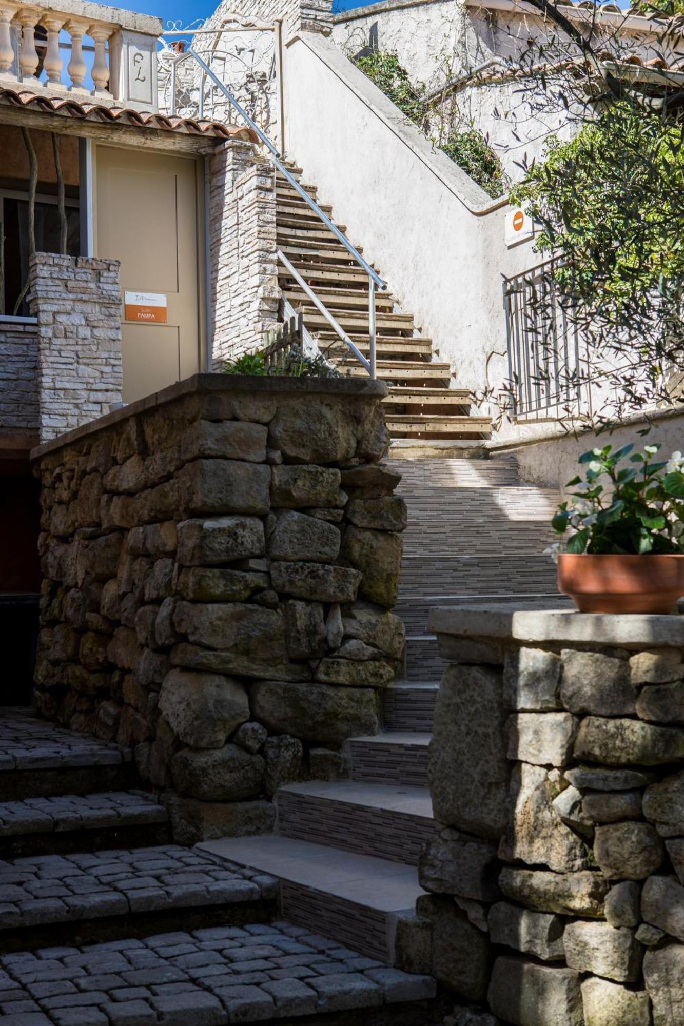 In Provence Hotel - Experience Atypique Venelles Kültér fotó